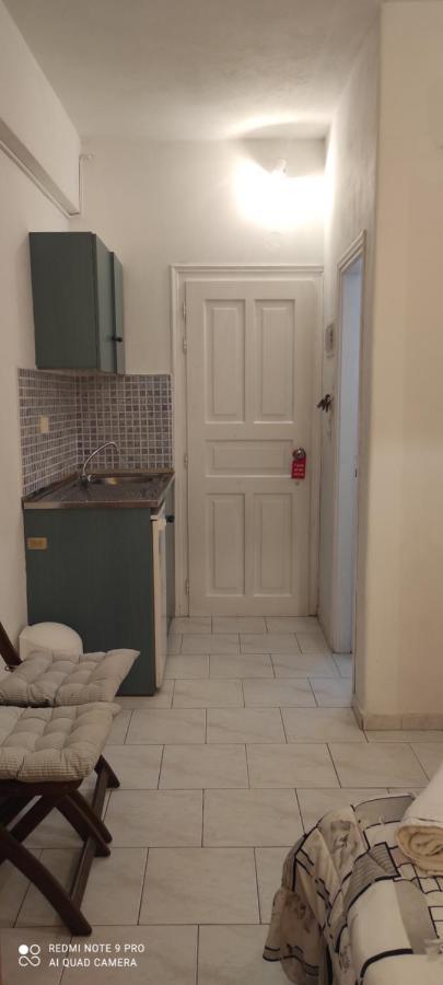 Loukia Apartments & Studios Naoussa Esterno foto